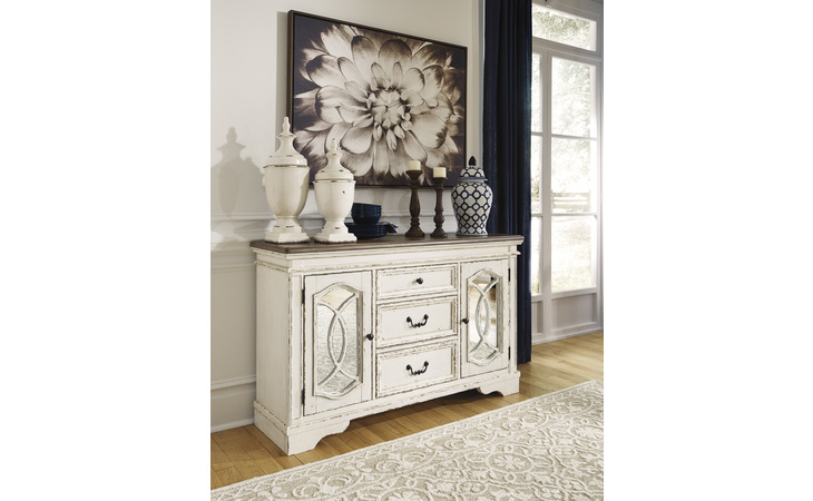 D743-60 Realyn - Chipped White DINING ROOM SERVER/REALYN