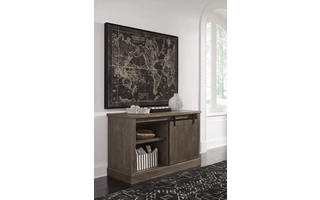 H741-46 Luxenford LARGE CREDENZA