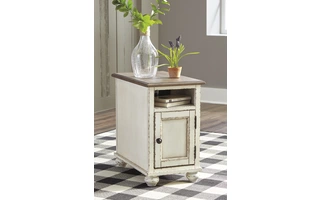 T523-7 Realyn CHAIR SIDE END TABLE