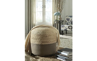 A1000675 Sweed Valley POUF
