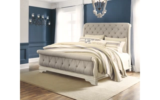 QUEEN UPH SLEIGH FOOTBOARD ASHLEY Realyn Two-tone B743-74