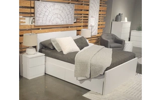 QUEEN PLATFORM BED PANELS Onita WhiteEB9630-55 ASHLEY