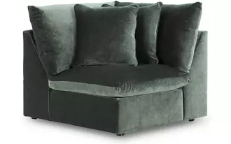 wedge carriage view jade