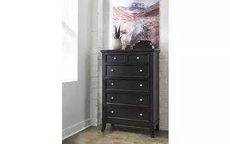 Ashley  six drawer chest in 