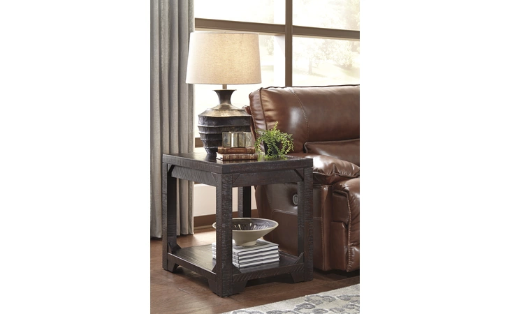 T745-3 Rogness RECTANGULAR END TABLE