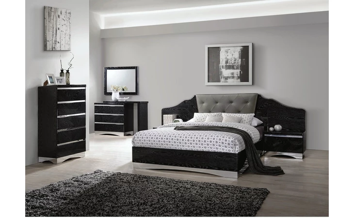 205021Q  ALESSANDRO CONTEMPORARY GLOSSY BLACK QUEEN BED