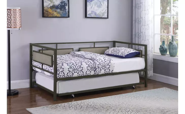 302132  TWIN DAYBED W/ TRUNDLE