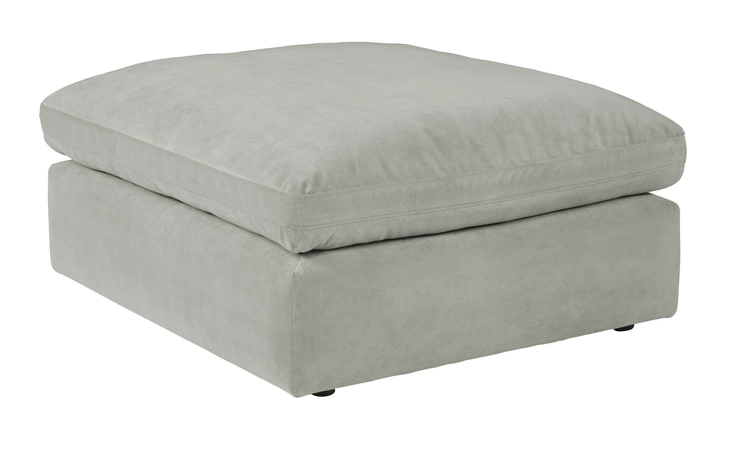 1570508 Sophie OVERSIZED ACCENT OTTOMAN