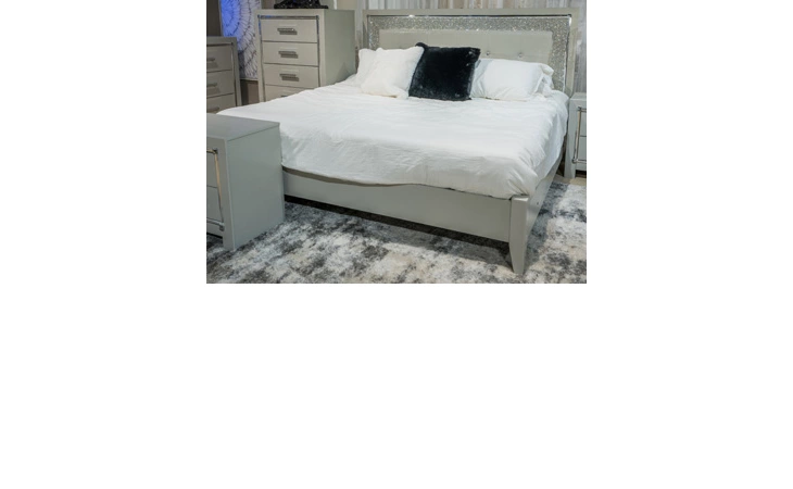 Zyniden QUEEN UPH PANEL HEADBOARD ASHLEY Silver B2114-57