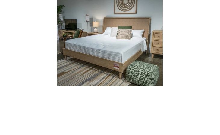 Cielden QUEEN PANEL FOOTBOARD W/RAILS ASHLEY Two-tone B1199-154