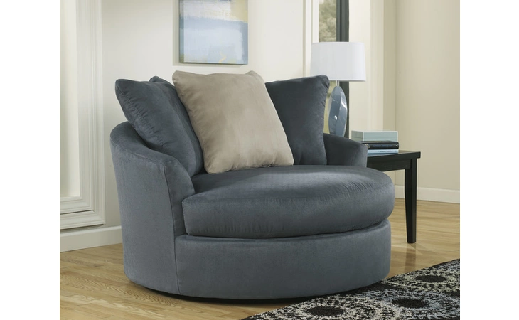 3950021 MINDY OVERSIZED SWIVEL ACCENT CHAIR